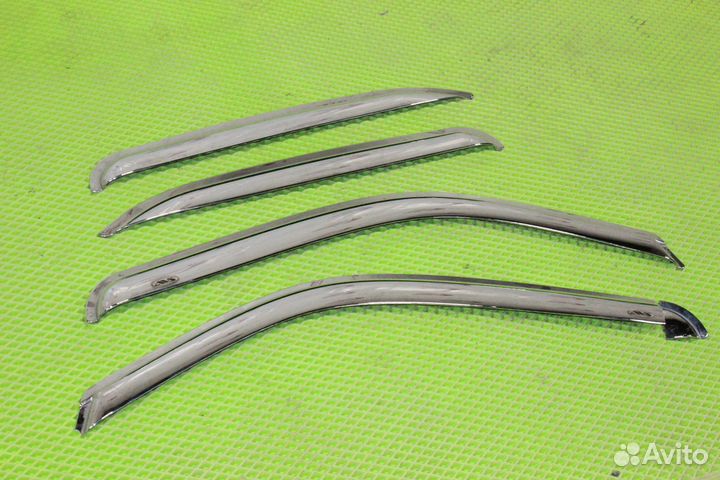 Ветровики Cadillac Escalade GMT800