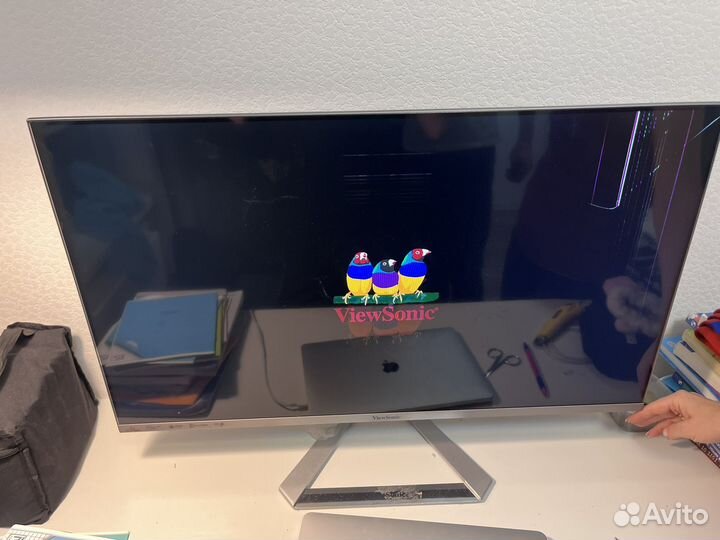 Испорченый монитор