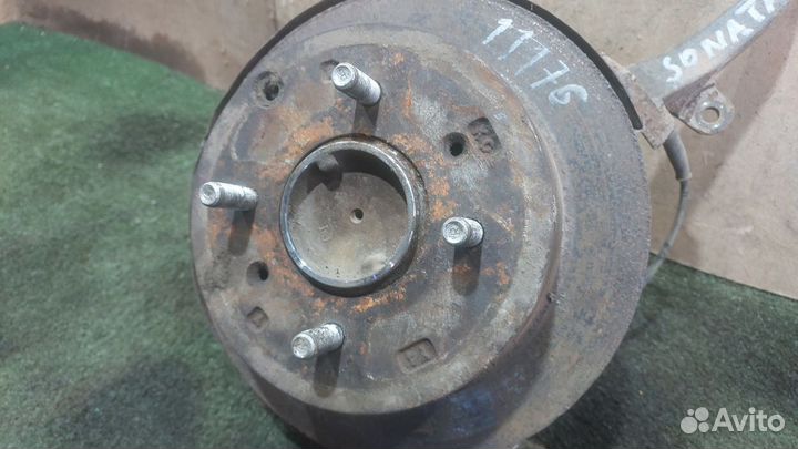 Кулак задний правый Sonata EF 4 Седан