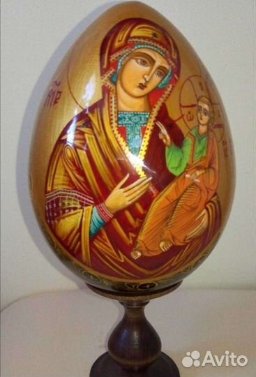 Яйцо-икона с Богородицей и Господом 1998 год