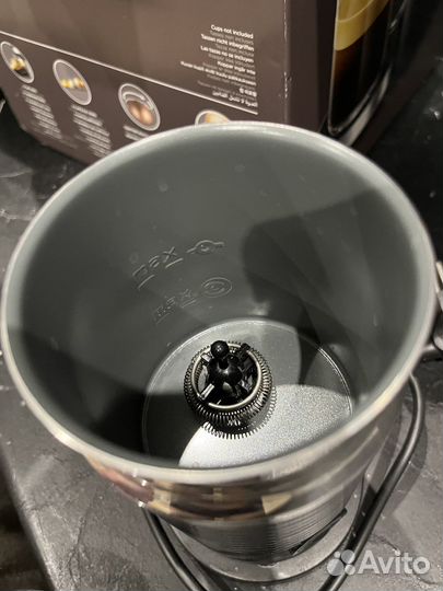 Кфемашина Nespresso Vertuo Plus