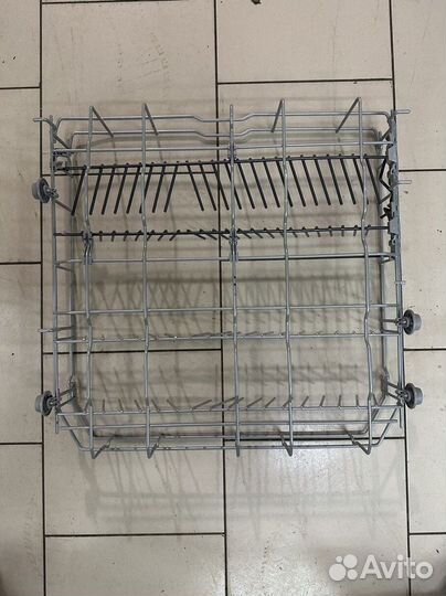 Нижняя корзина посудомоечной машины б/у Bosch