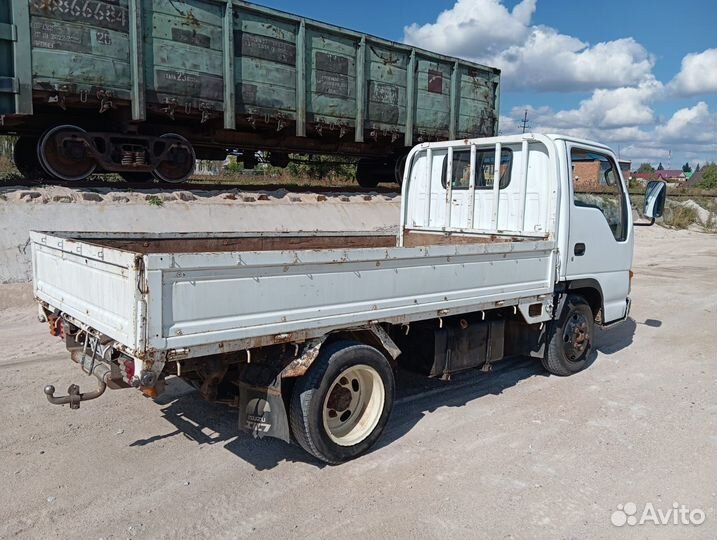 Isuzu Elf, 1995