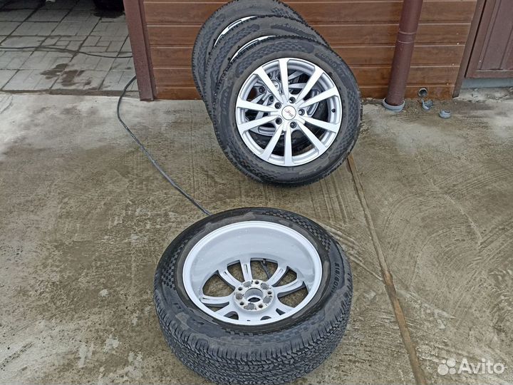 Колеса лето 215/60 R17