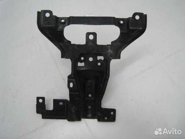 Кронштейн замка капота Nissan X-Trail T31