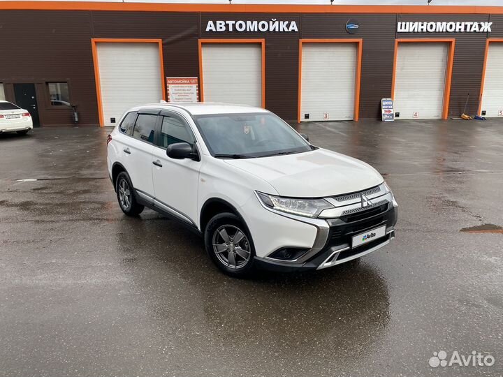 Mitsubishi Outlander 2.0 CVT, 2019, 80 219 км