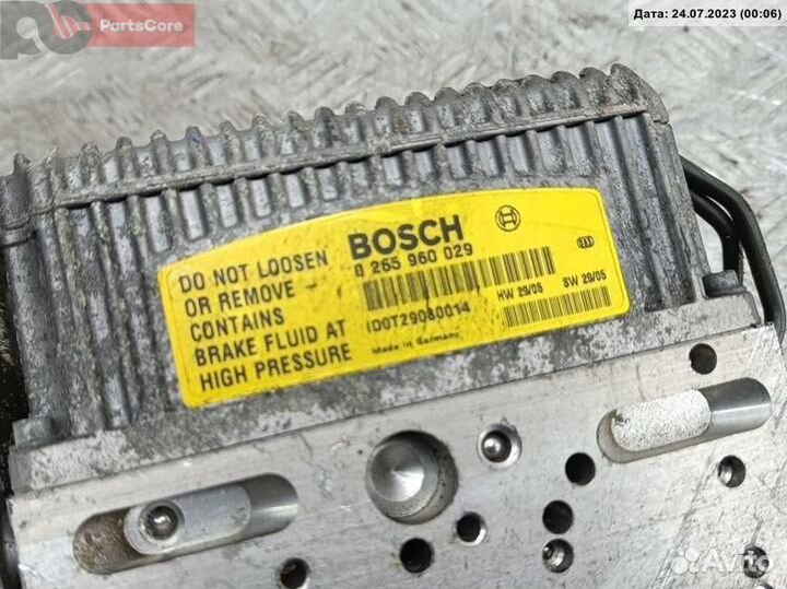 Блок управления тормозами/насос ABS Mercedes-Benz