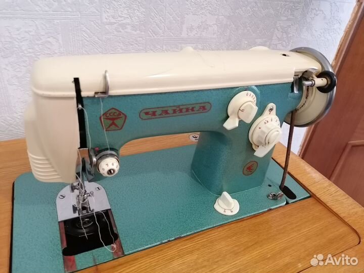 Швейная машина Чайка