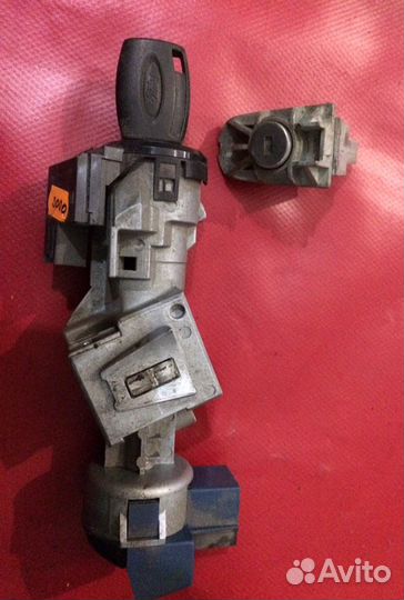 Ключ с замком зажигания форд фокус 3