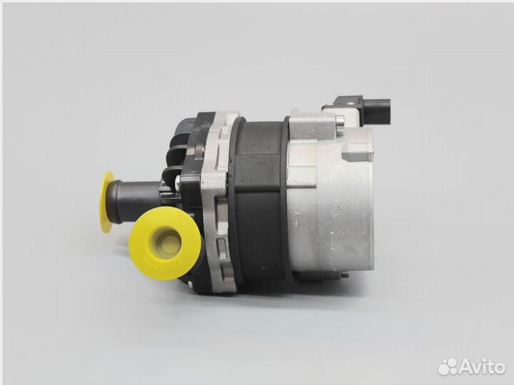 Насос помпа водяной дополнительный audi A4 A5 A6