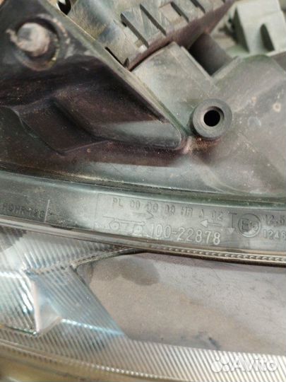 Фара передняя правая Honda Insight ZE2 LDA 2011