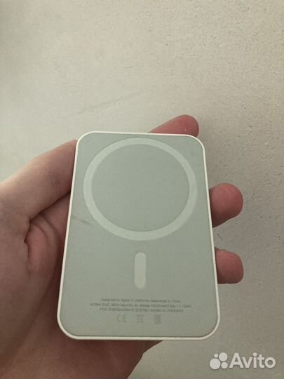 Повербанк apple magsafe