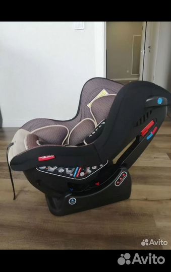Автомобильное детское кресло от 0 до 18 кг