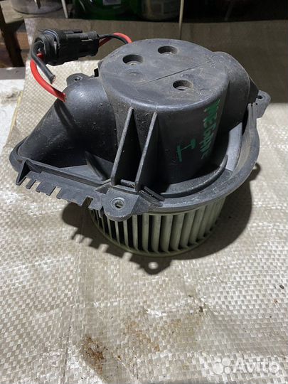 Мотор печки Рено Меган 1 1996