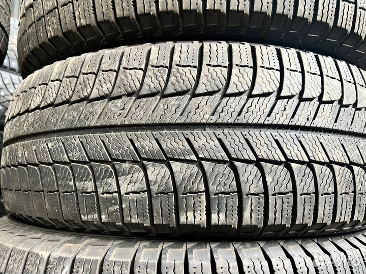 Michelin X-Ice 3 225/65 R17