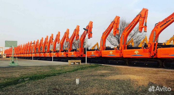 Гусеничный экскаватор Lonking CDM6550, 2023
