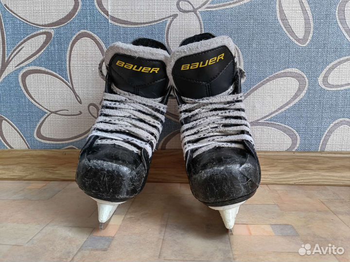 Хоккейные коньки bauer детские