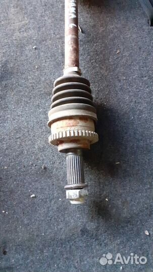 Привод левый Suzuki Liana 2001-2007