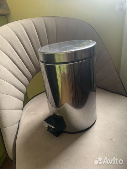 Ведро с крышкой