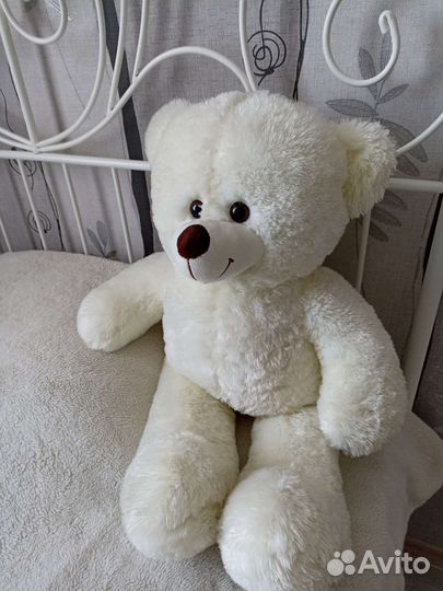 Плюшевый медведь
