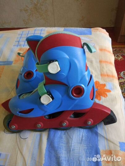 Роликовые коньки