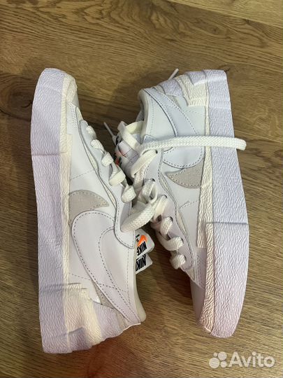 Nike Sacai X Blazer Low White Patent (оригинал)