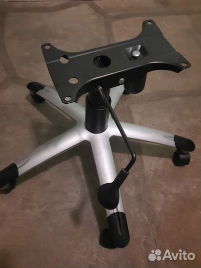 Комплектующие для кресла в отличном состоянии