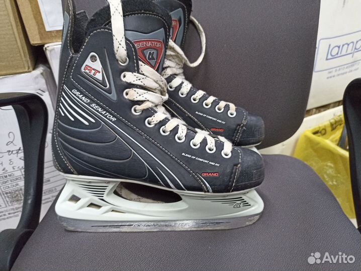 Коньки хоккейные