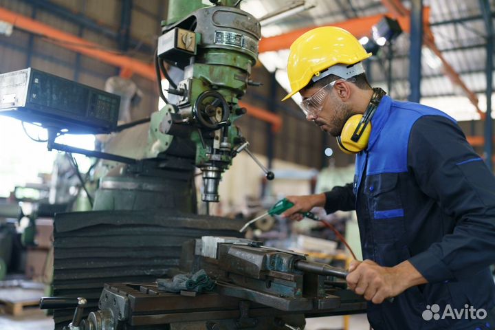Станочник широкого профиля Вахта