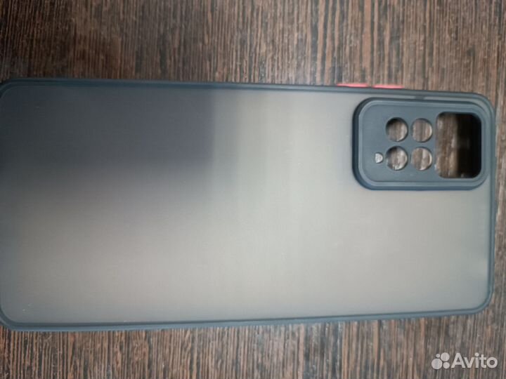 Защитный чехол на смартфон