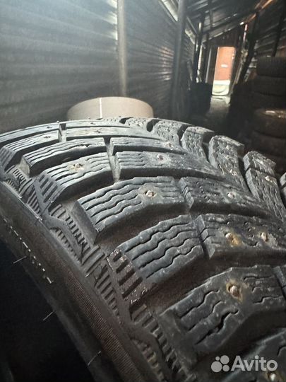 Michelin X-Ice North 4 205/50 R17 93T