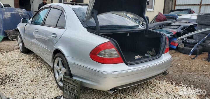 Авто в разбор Mercedes-Benz W211 3.0i AT