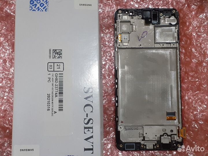 Дисплей на Samsung M31s Оригинал