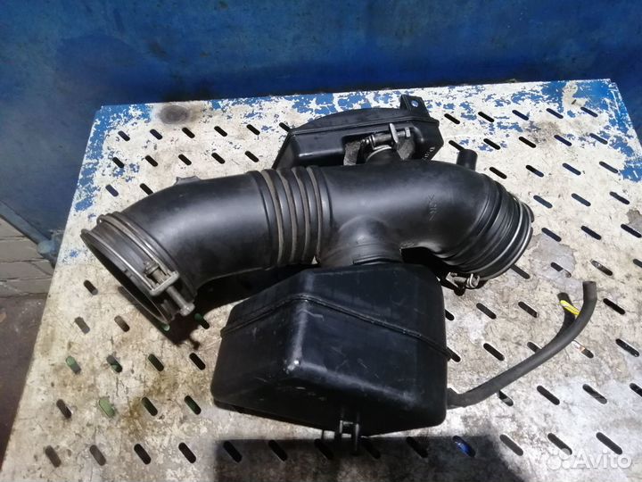 Патрубок воздушного фильтра Toyota LC Prado 90