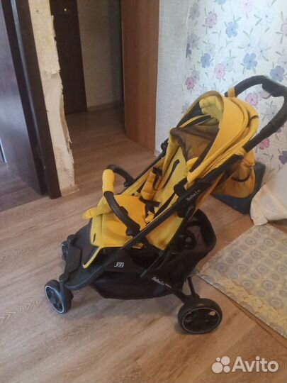 Продам прогулочную коляску