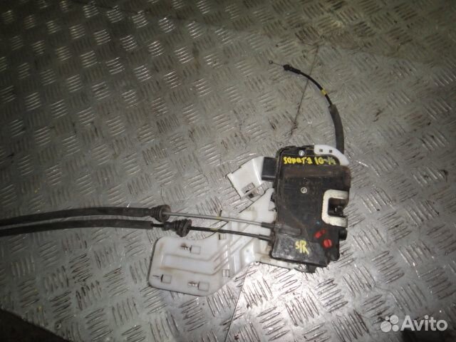 Замок двери Sonata GF (10-14) зад R б\у (арт. 814203S000)