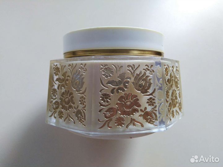 Шкатулка музыкальная играет Полонез Огинского 1985