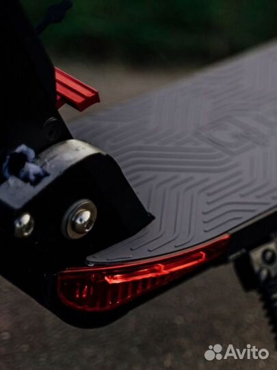 Электросамокат GT Best GT-350S PRO