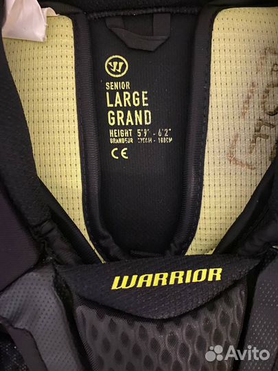 Нагрудник хоккейный Warrior QX