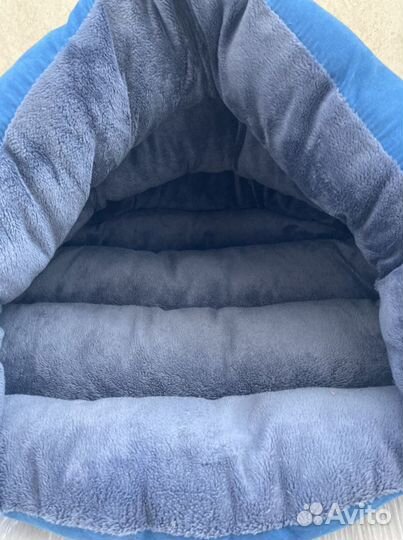 Лежанка для собак и кошек