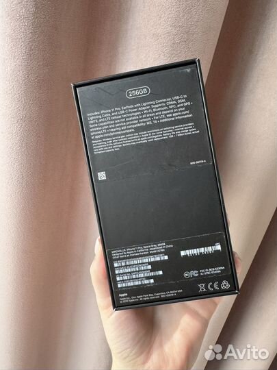 iPhone 11 pro 256 гб e-sim отличное состояние