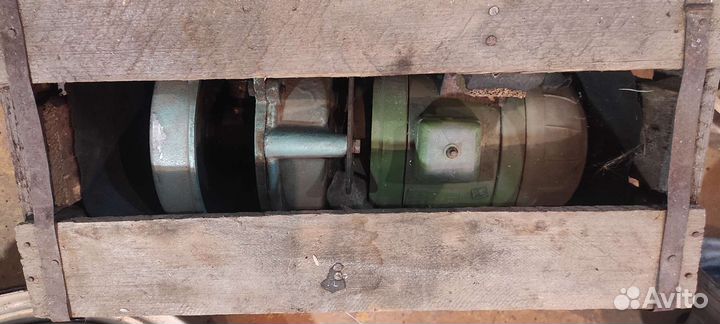 Электропривод фрикционный для про-х швейных машин