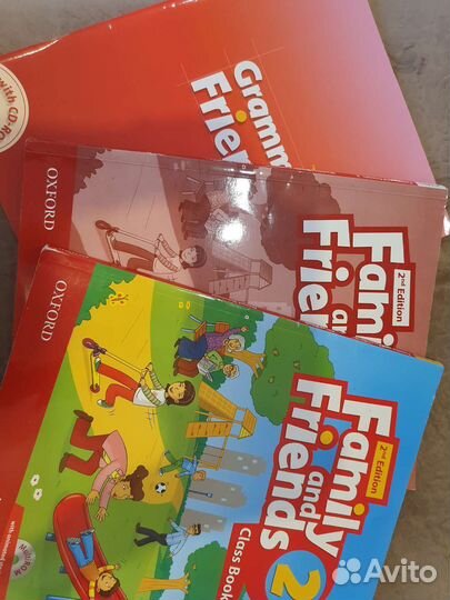 Продам комлект учебников по английскому языку