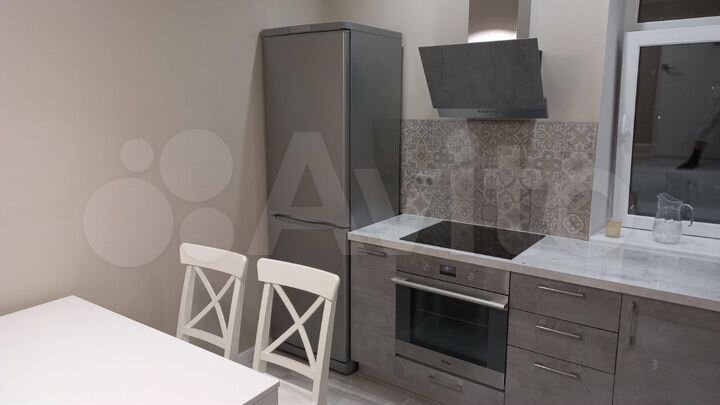 2-к. квартира, 54 м², 13/17 эт.