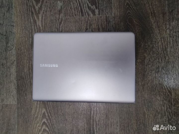 Samsung NP 530u3b