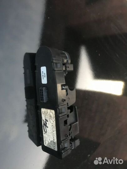 Блок управления стеклоподъемниками