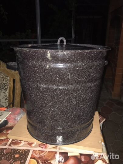 Кастрюля эмалированная 30 л. бу