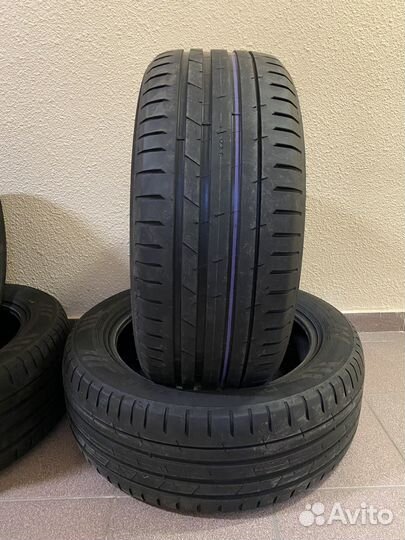 Nokian Tyres Hakka Black SUV 235/55 R19 и 255/50 R19 107