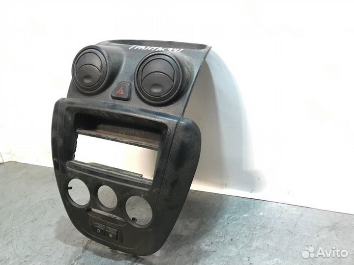 Центральная консоль LADA Гранта 219060 седан 11186