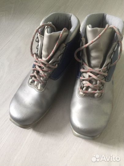 Лыжные ботинки Skilom 38-39